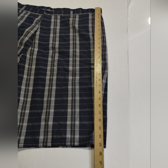 Dickies work shorts 40 waist - Picture 6 of 6